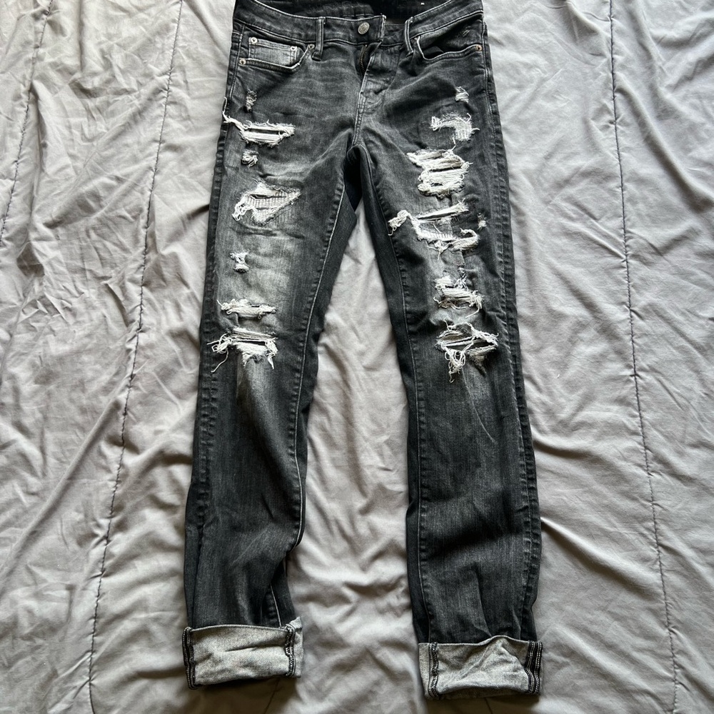 American Eagle Outfitters Black Distressed Skinny Jeans